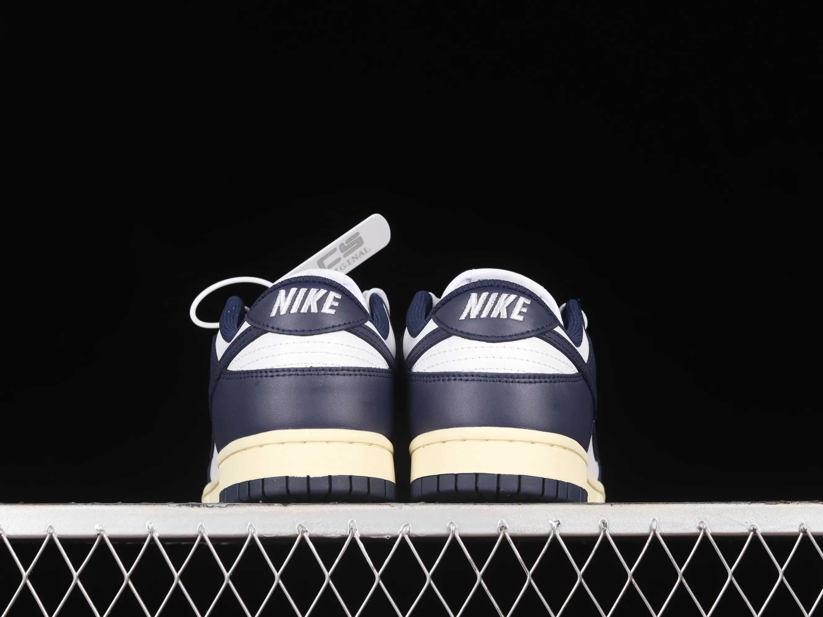 All Categories Nk SB Dunk Series Nk SB Dunk Low Low-top Sneakers Nk SB Dunk Low "Navy Blue" Navy Blue Color SB Smashed Backboard Fashion Casual Sneakers DD1503-115